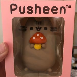 Pusheen figures - sealed boxes